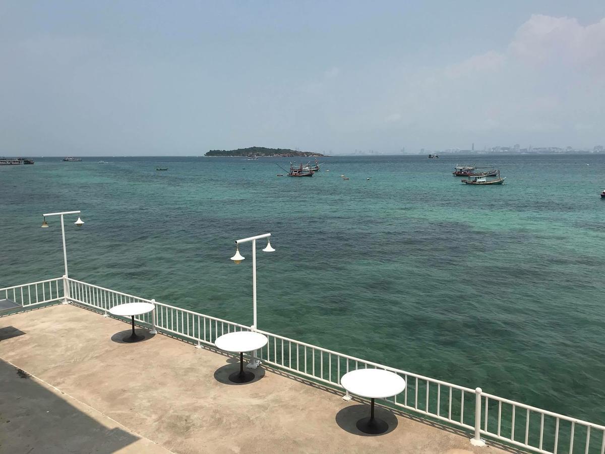 Island Inn Ko Lan Exterior photo